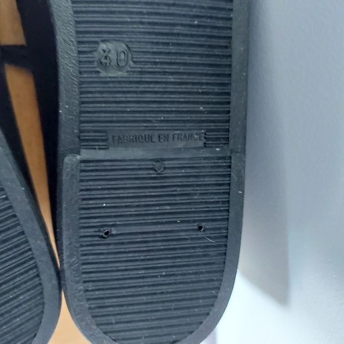 Chaussures plates noires - Neuves pointure 40 - photo numéro 4