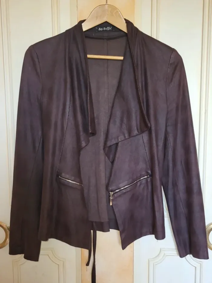 Veste Ada