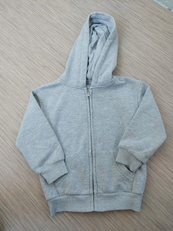 Veste grise fille taille 4 ans