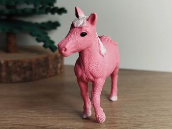 Figurine poney rose Schleich