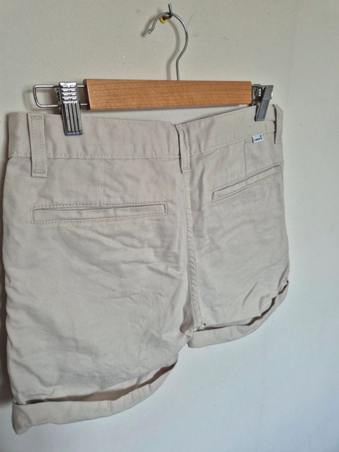 Short Levi's taille 25 - photo numéro 9
