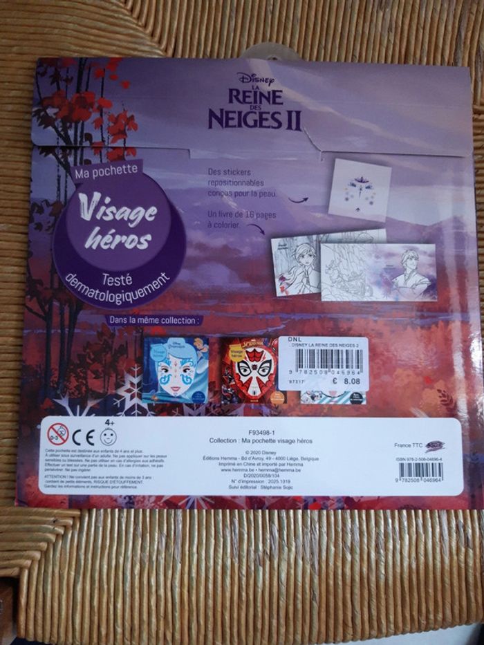 Stickers visage la Reine des Neiges - photo numéro 2