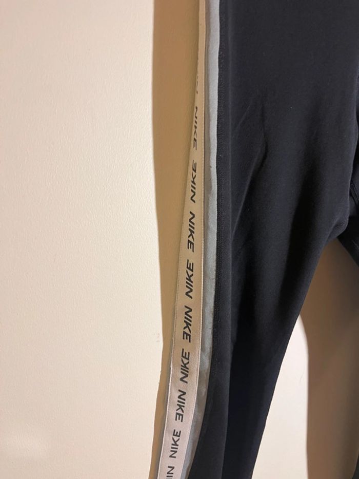 Legging de sport nike taille S - photo numéro 2