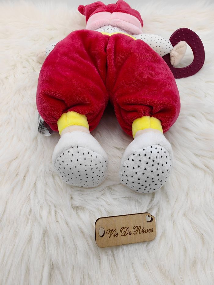 udou Pantin D'activités Brioche Baby Nat BN0735
Bonnet, col
Anneau de dentition en parfait état Pois sur le haut et le Dessous des pieds
Couleurs : rouge rosé blanc beige jaune noir violet mauve
Marque : Baby Nat', Ref BNO735 État: Comme Neuf
Vo - photo numéro 5