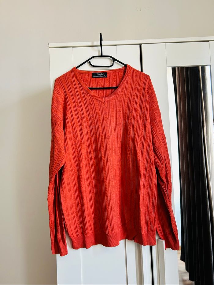Pull corail à détails Col V Homme Barbieri Tailles L-XL