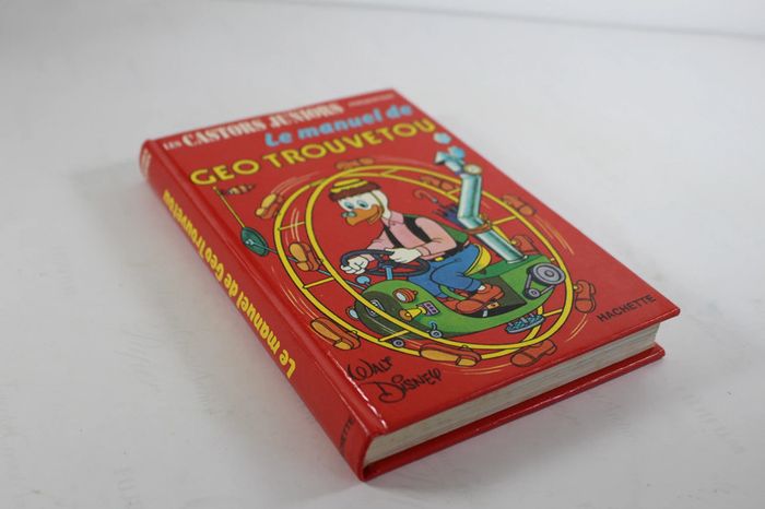 Walt Disney Castors Juniors Le manuel de Géo Trouvetou 1974