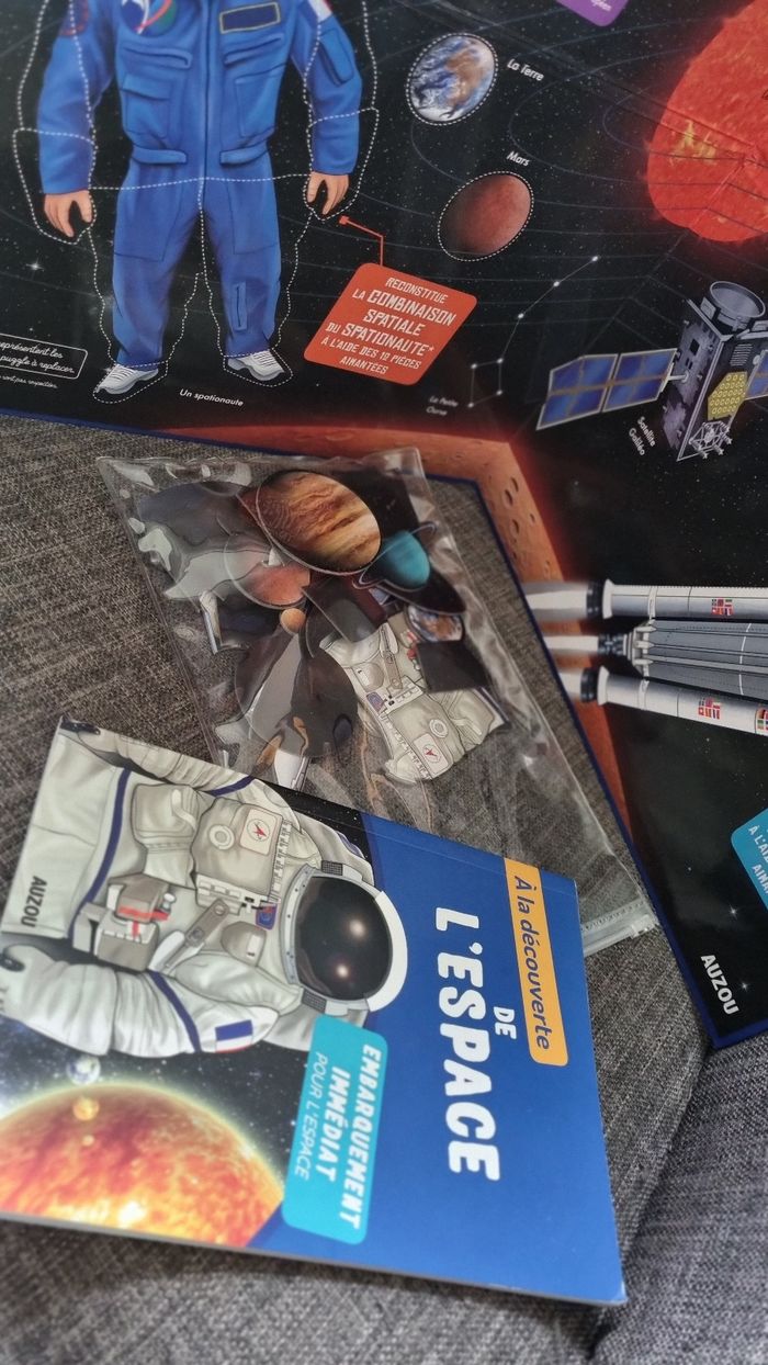 🌸coffret  À la decouverte de L'espace - photo numéro 4