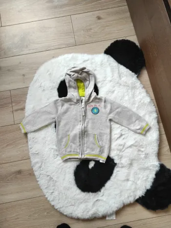 💙gilet zipé à capuche  💙 orchestra 💙Taille  6 mois   💙tres bon état 