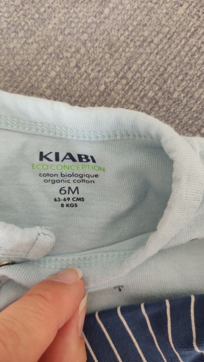 Pyjamas 6 mois - photo numéro 3