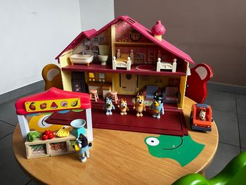 Grande Maison Bluey + Figurines + Accessoires 