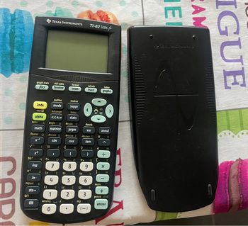 Calculatrice Texas Instruments TI-82