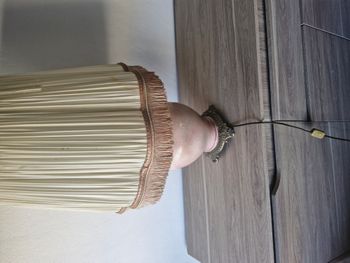 Lampe vintage en céramique florale signée Drimmer – style romantique années 60/70