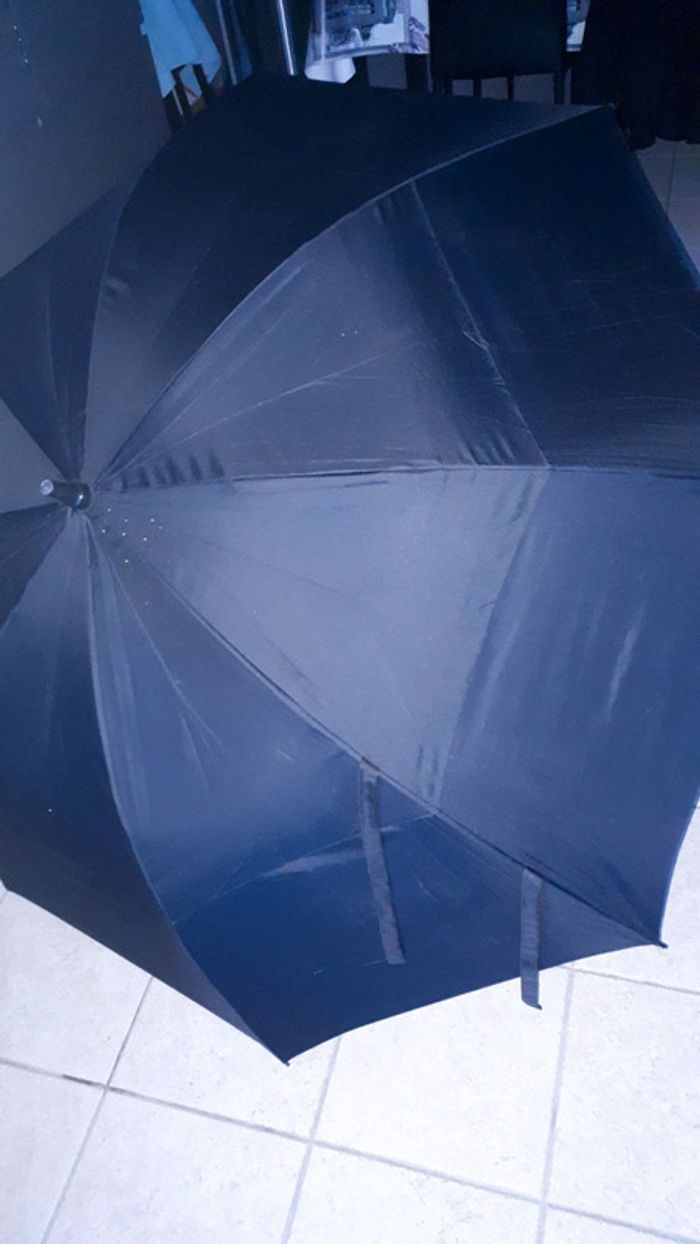 Parapluie de golf coupe vent ventilé résistant - photo numéro 4