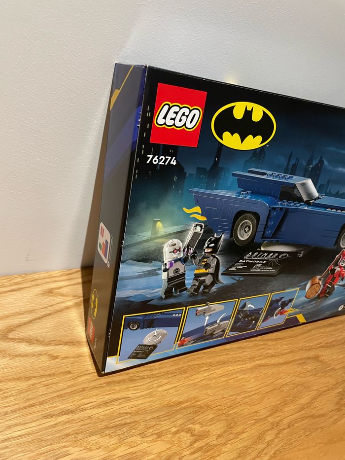 Lego Batman 76274 Batman™ avec la Batmobile™ contre Harley Quinn™ et Mr. Freeze™ - photo numéro 4