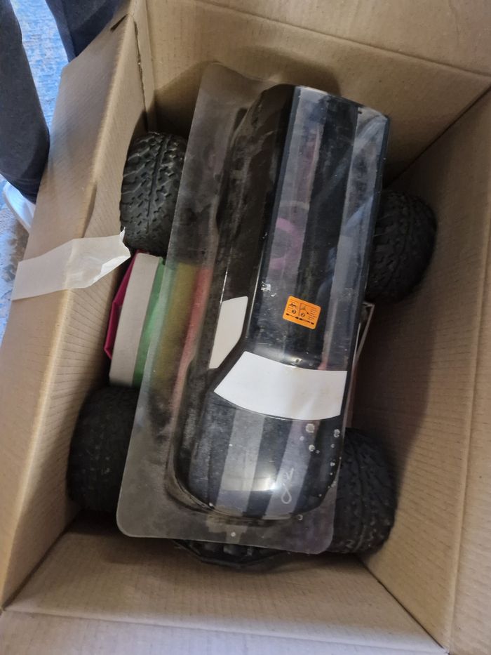 Voiture thermique - photo numéro 2