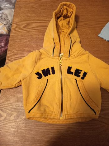 Gilet zippé à capuche 3 mois