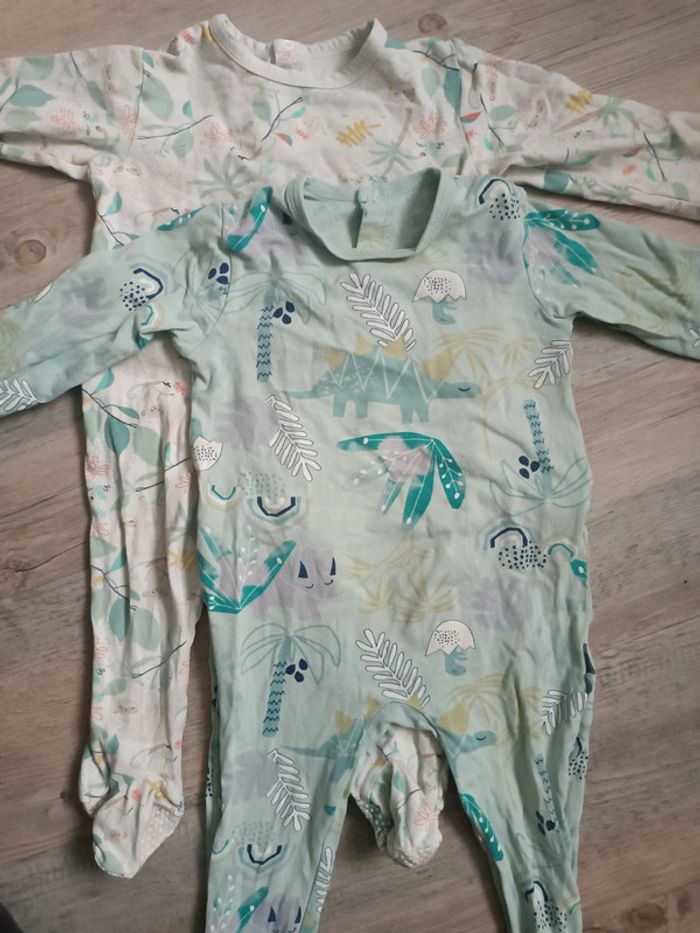 Lot de 2 pyjamas / dors bien
