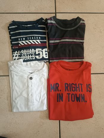 Lot de 4 tee shirts manches longues 5 ans