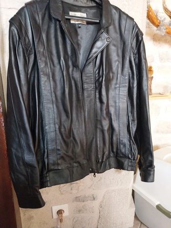 Manteau de cuir comme neuf taille 54