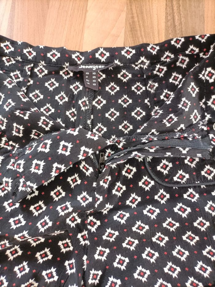 Short léger ethnique noir blanc rouge 34 Jennyfer - photo numéro 4