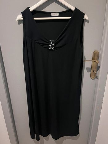 robe noir