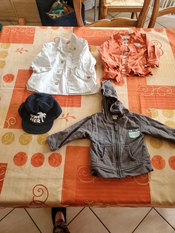 Lot vêtements 6 mois