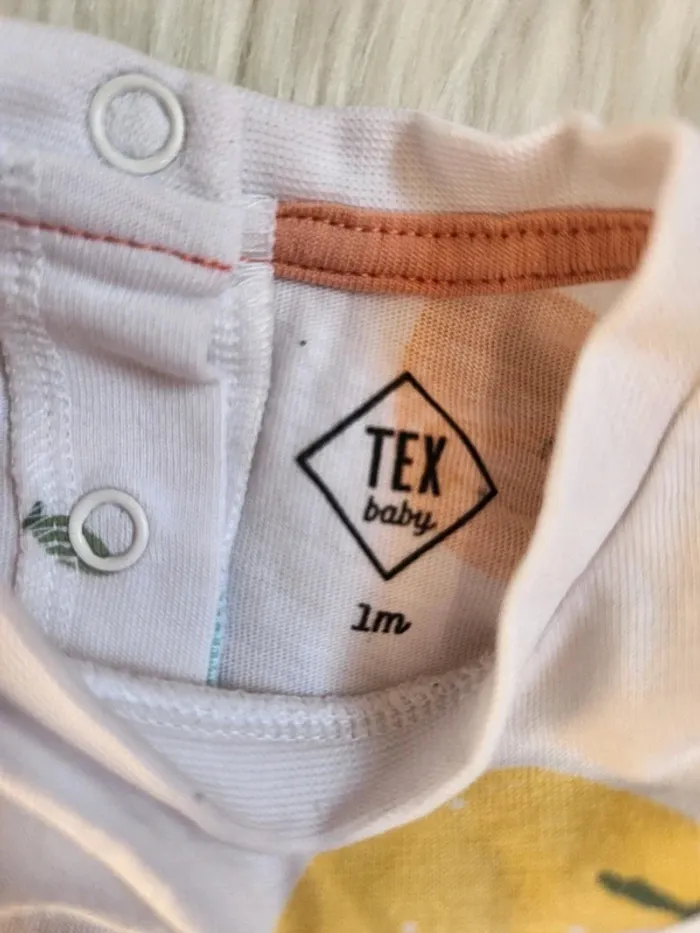 Ensemble 1 mois tex baby - photo numéro 3