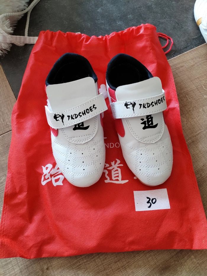 Chaussure combat 29/30