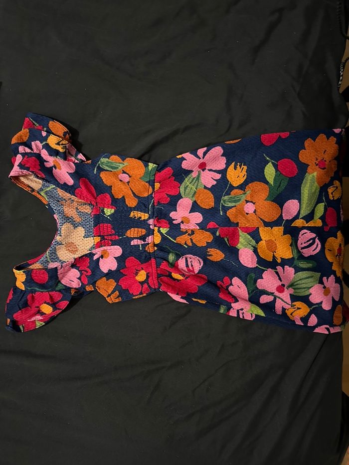 Lot de 5 vêtements - photo numéro 2