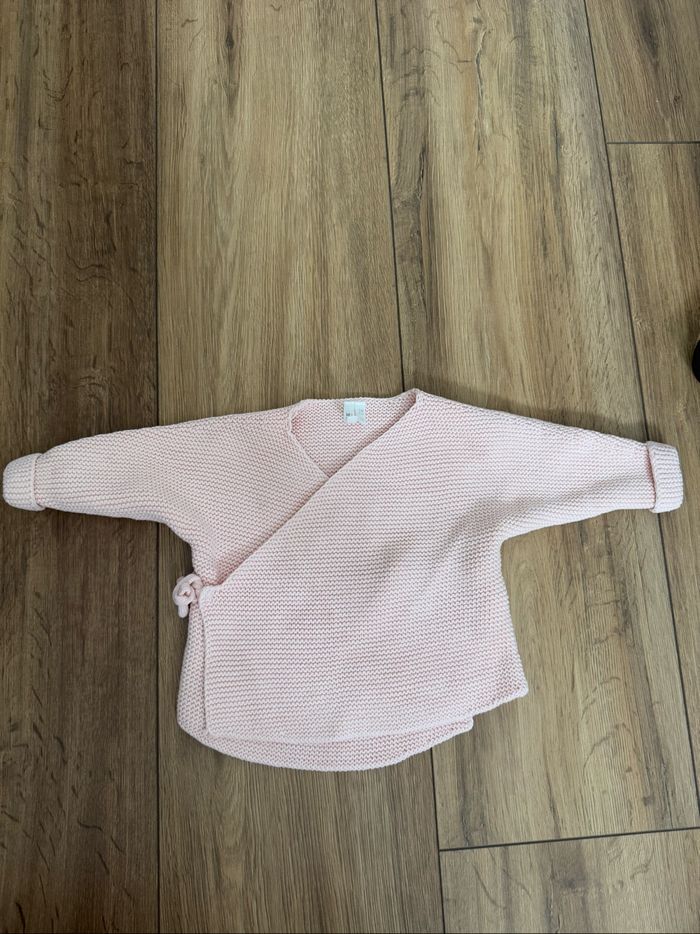 Brassière gilet rose 3 mois
