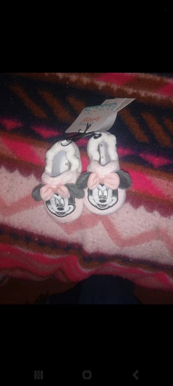 Chausson minnie 6/9 mois