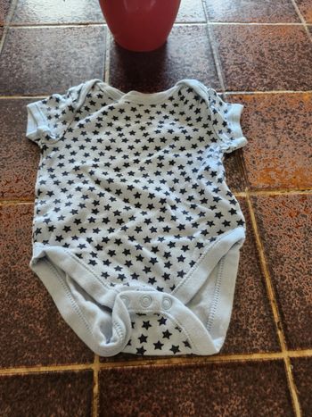 Body manches courtes étoiles