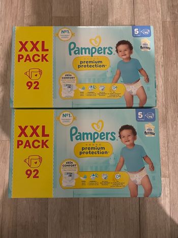 Mega pack de 184 couches pampers premium protection taille 5 neuf