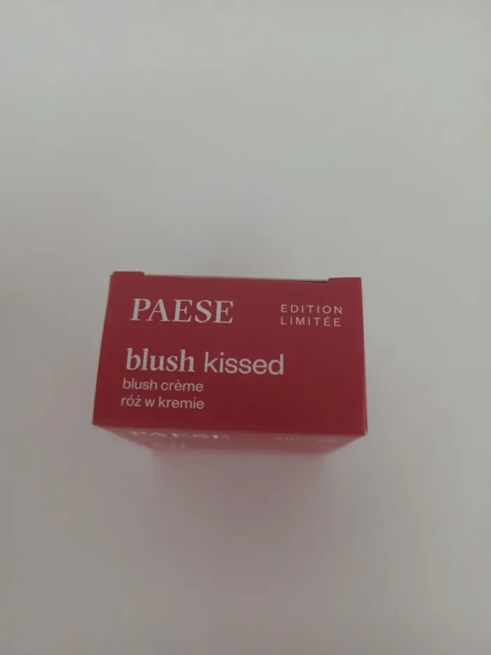 Huile lèvres et blush crème neufs - photo numéro 3