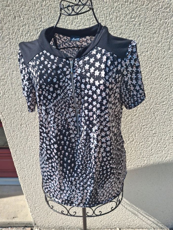 Tee shirt