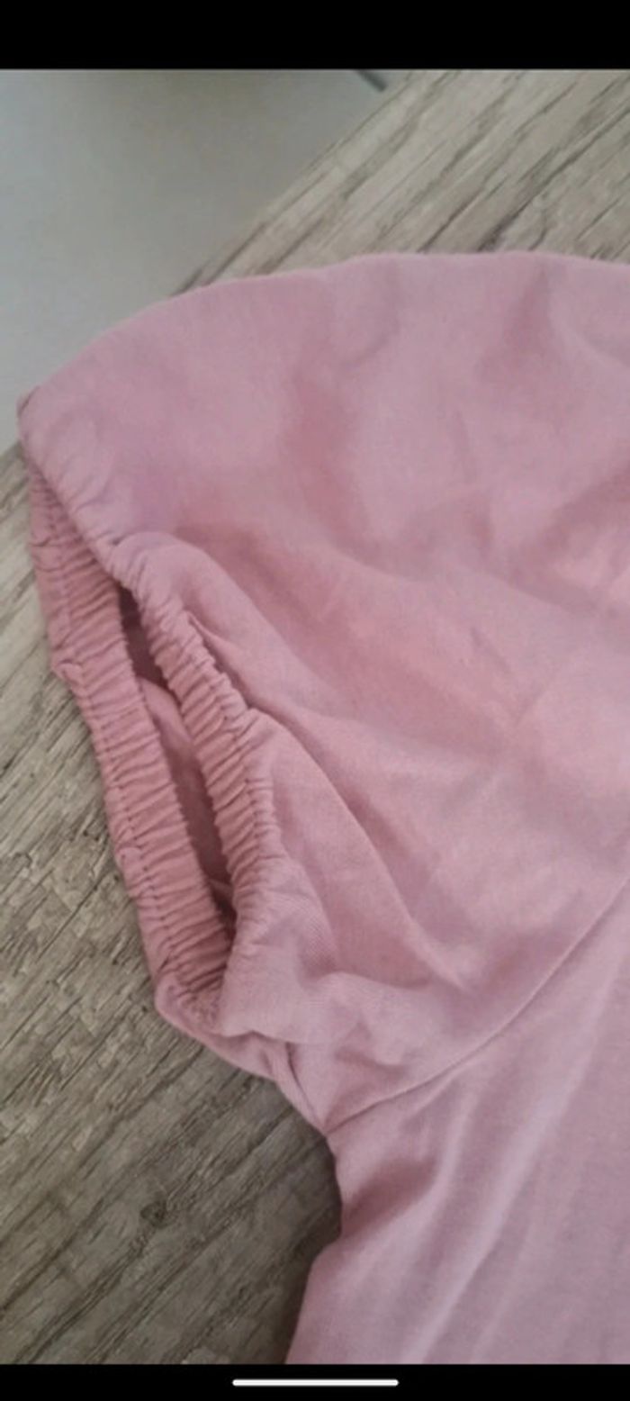 Tee shirt neuf rose - photo numéro 3