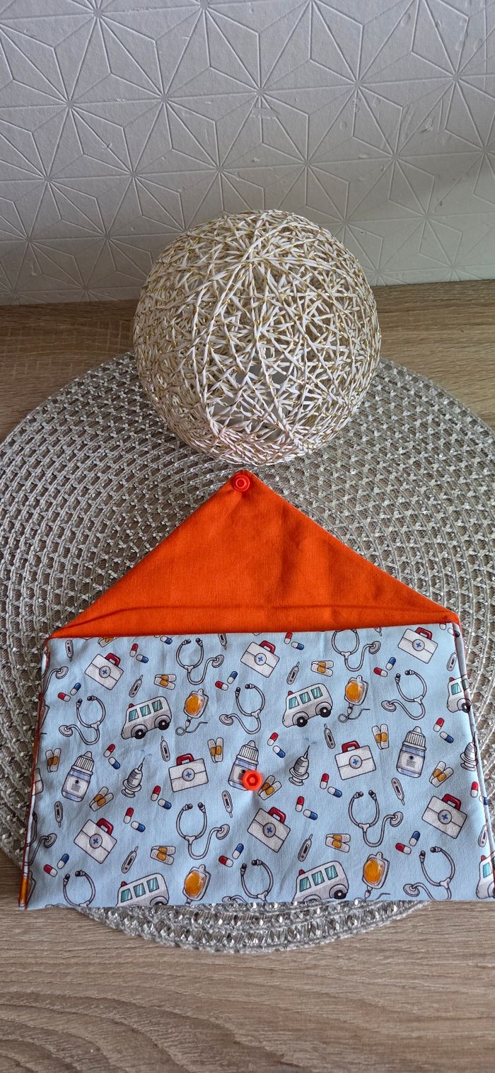 Pochette médical - photo numéro 2