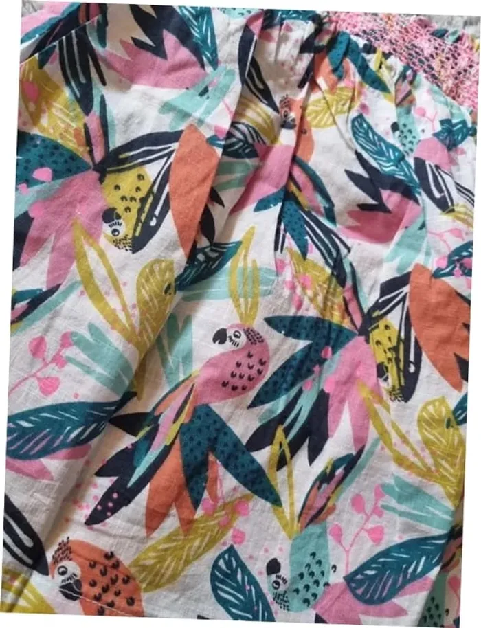 robe toucan