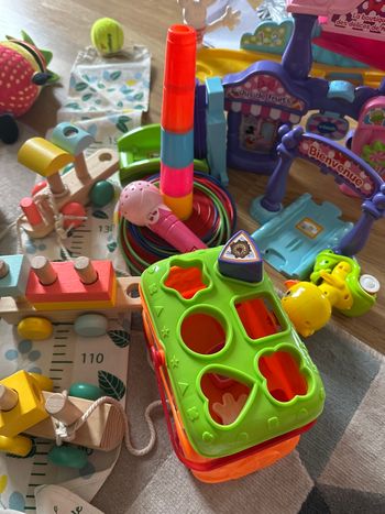 Lot de jouets en très bonne état