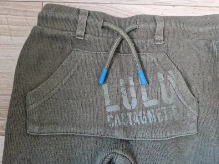 Lot 4 pantalons 2 ans, garçon, dont du neuf - photo numéro 2