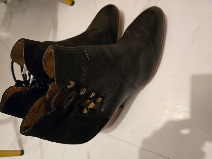 Bottines pour femme en tres bonne état - photo numéro 2