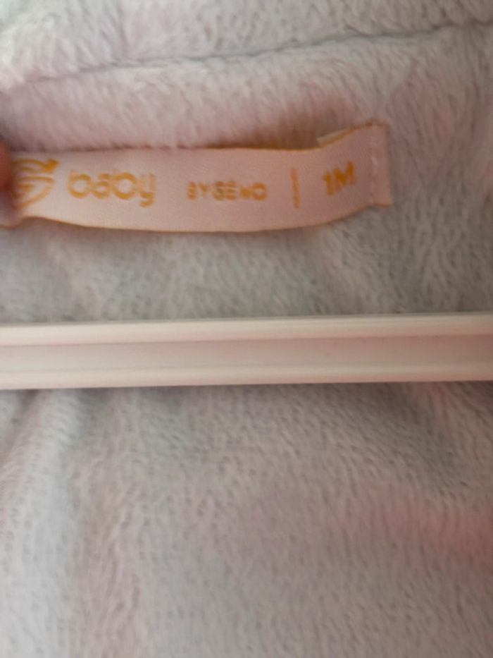 Manteau  Gémo taille 1 mois - photo numéro 3