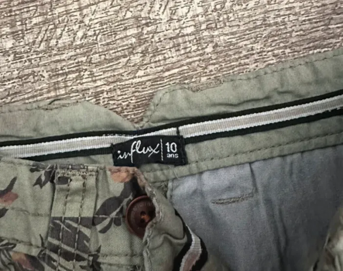 Short fleuri garçon influx 10ans - photo numéro 4