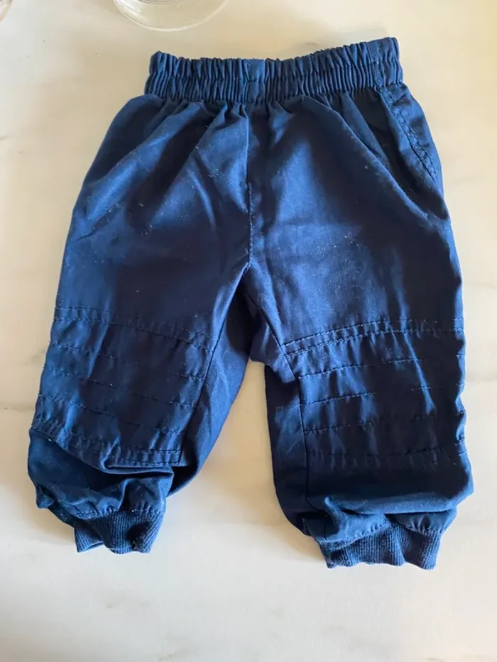 5 pantalons 12 mois - photo numéro 8