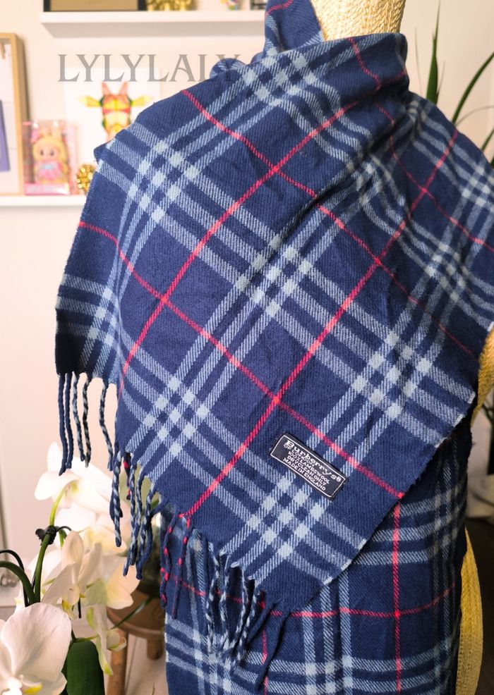 💙 Écharpe Burberrys vintage bleue – Authentique Made in England