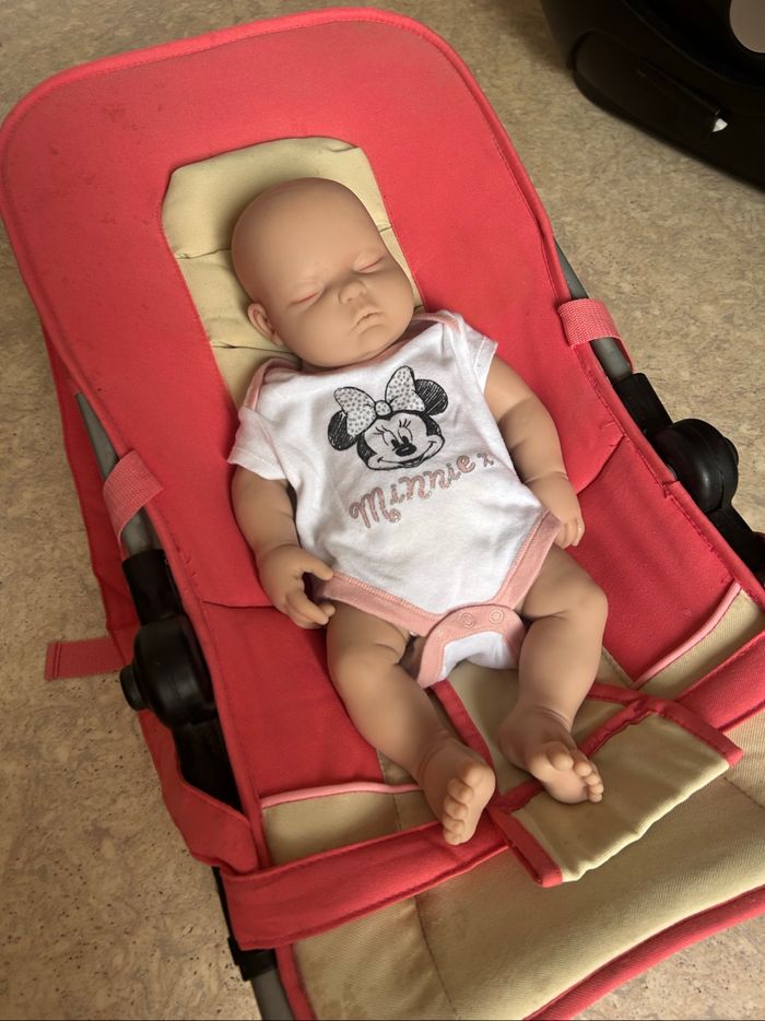 Bébé reborn silicone - photo numéro 3
