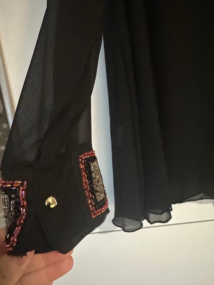 Jolie haut légèrement évasée taille unique - photo numéro 2