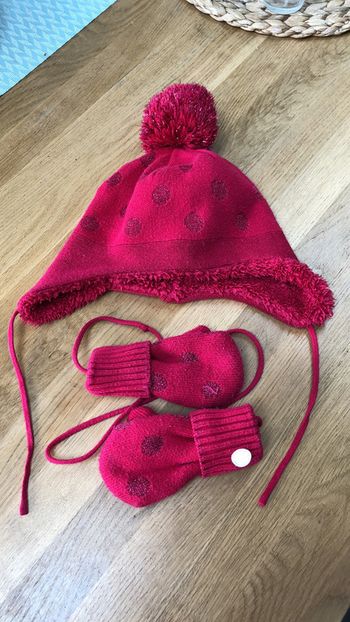 Ensemble bonnet et mouffle