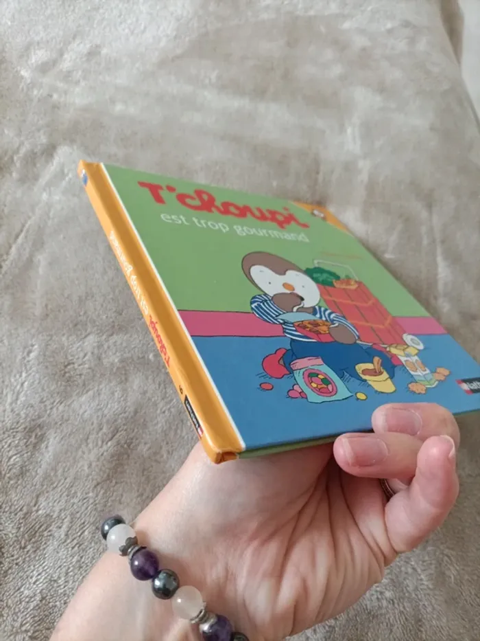 Livre T'choupi est trop gourmand - photo numéro 6