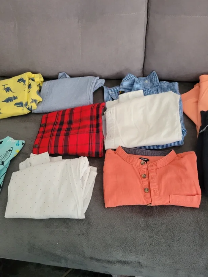 Lot vêtements garçon marque 8 et 10 ans - photo numéro 5